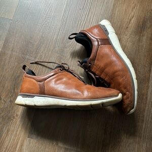 Johnston & Murphy Men’s leather casual sneakers size 11.5